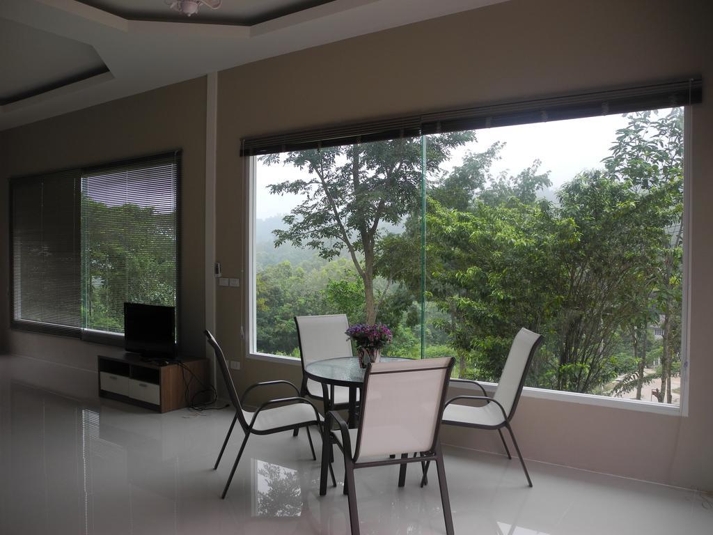 Wind Hills Hotel Nakhon Ratchasima Phòng bức ảnh