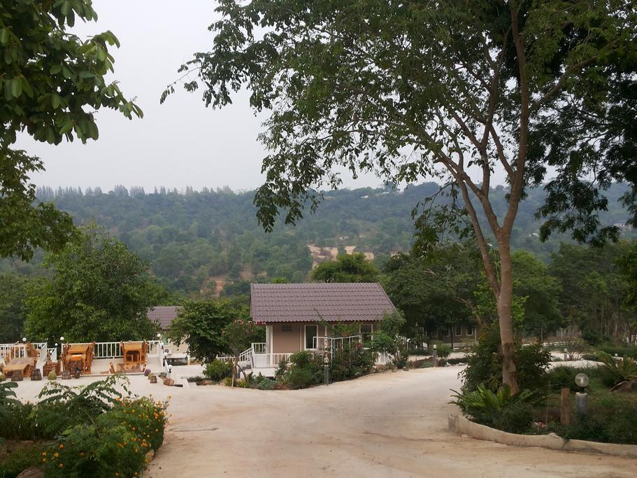 Wind Hills Hotel Nakhon Ratchasima Ngoại thất bức ảnh